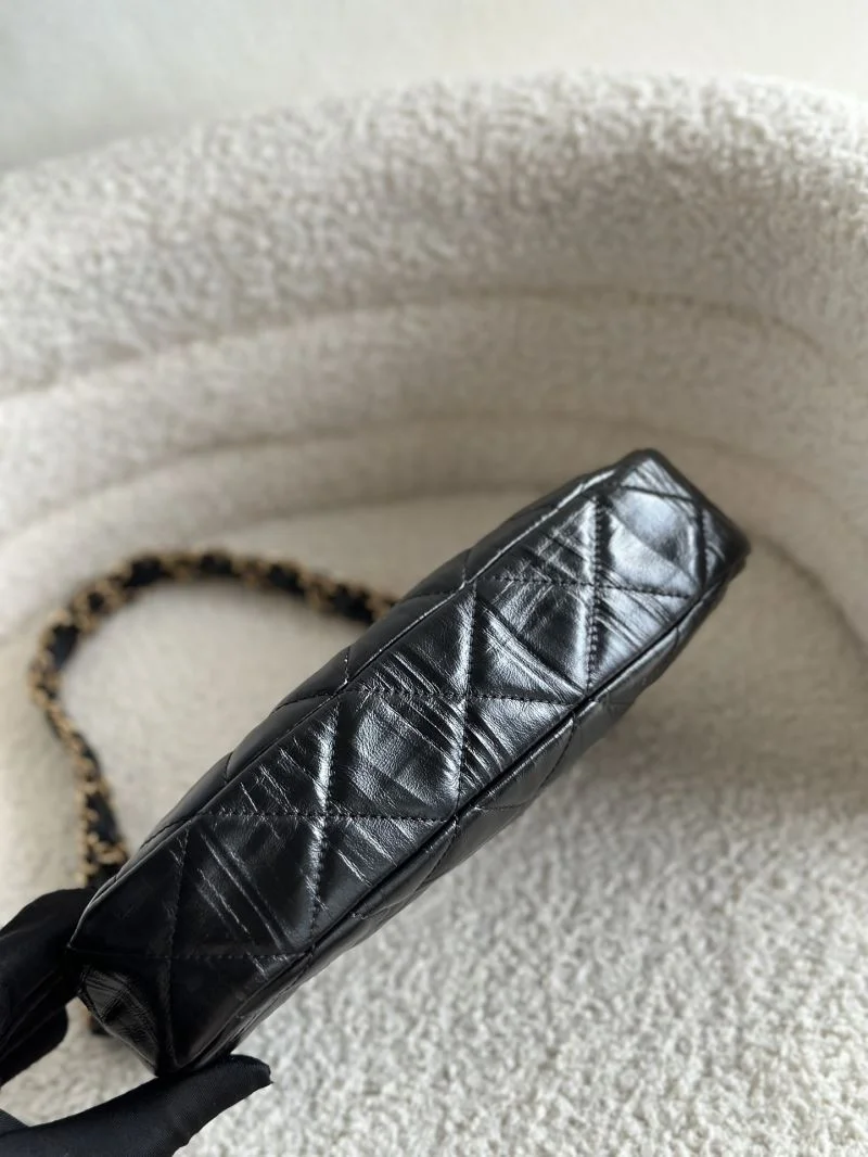 UrbanChic Chanel Hobo Bags 55008