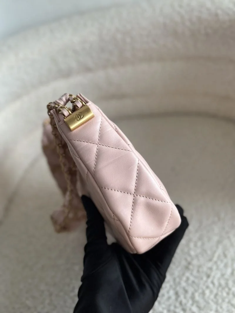 Attractive Chanel Hobo Bags 55009