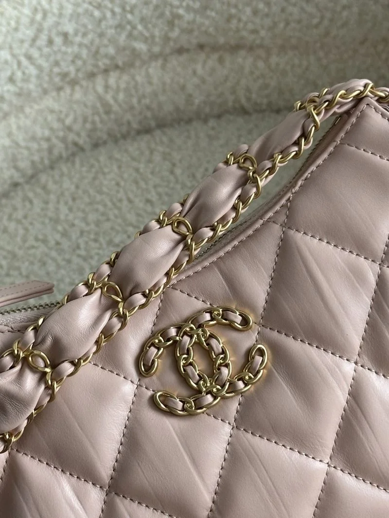 Attractive Chanel Hobo Bags 55009