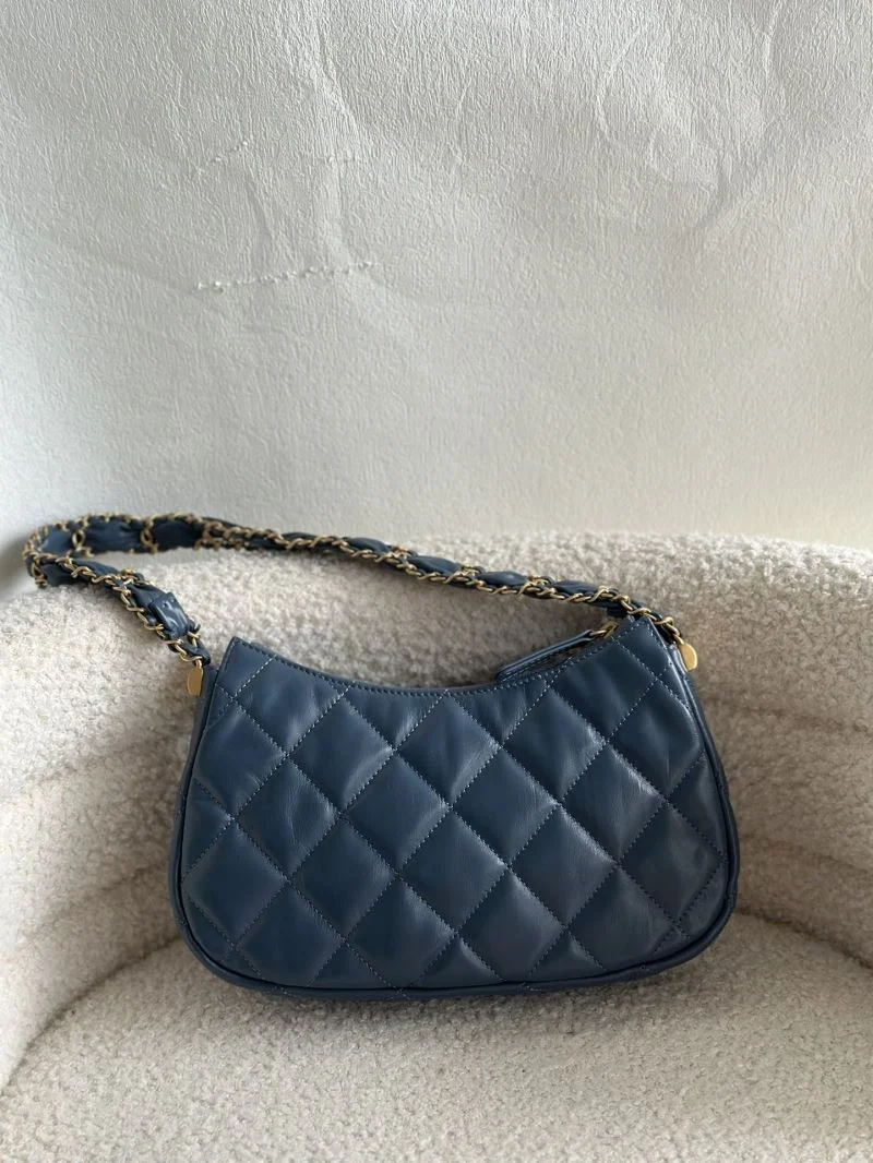 Chanel Hobo Bags Lightweight 54973