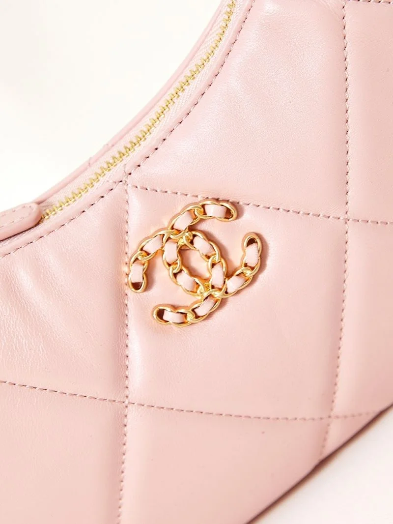 Chanel Hobo Bags Premium 54962
