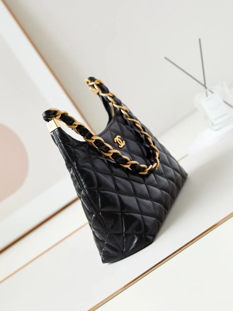 Effortless Chanel Hobo Bags 54948