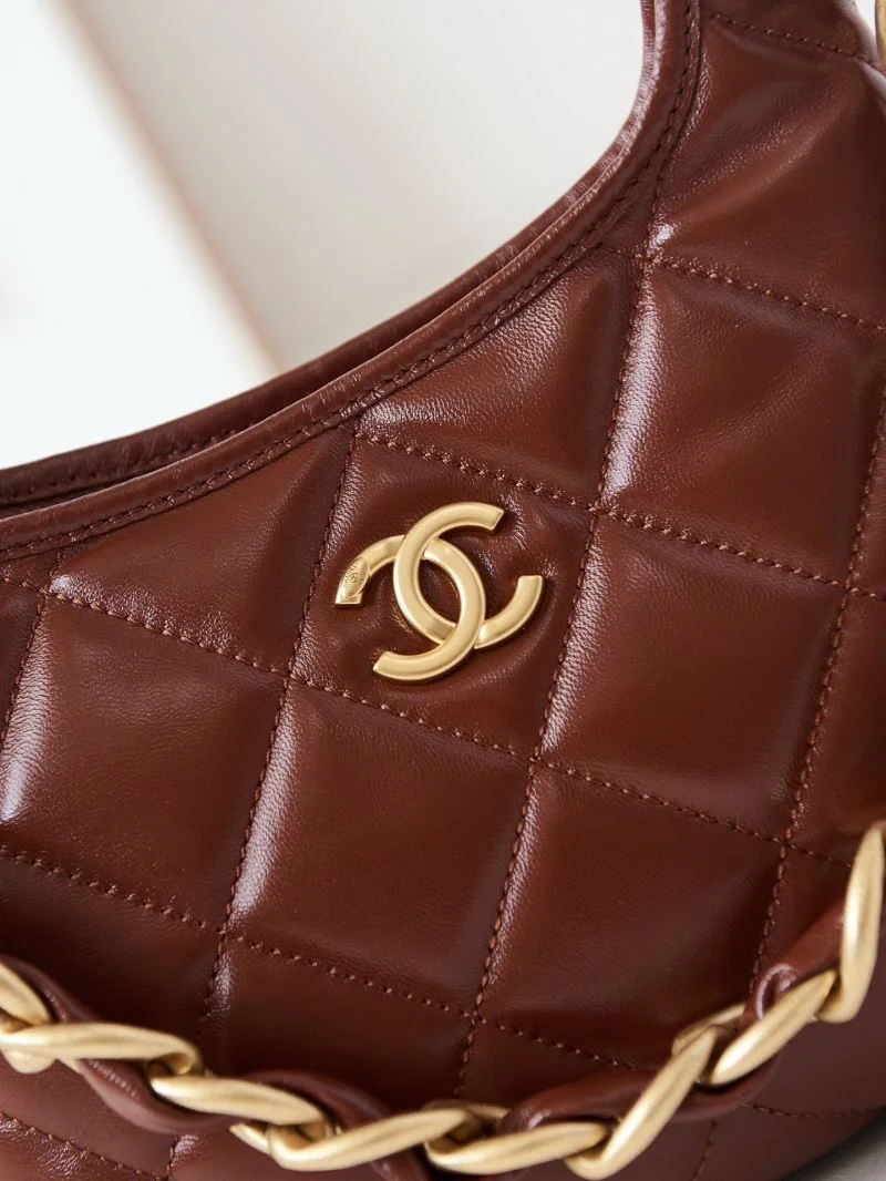 Chanel Hobo Bags EasyCare 54940