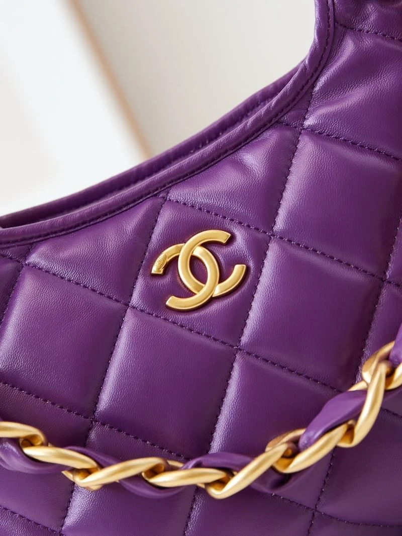 Chanel Hobo Bags Affordable 54935