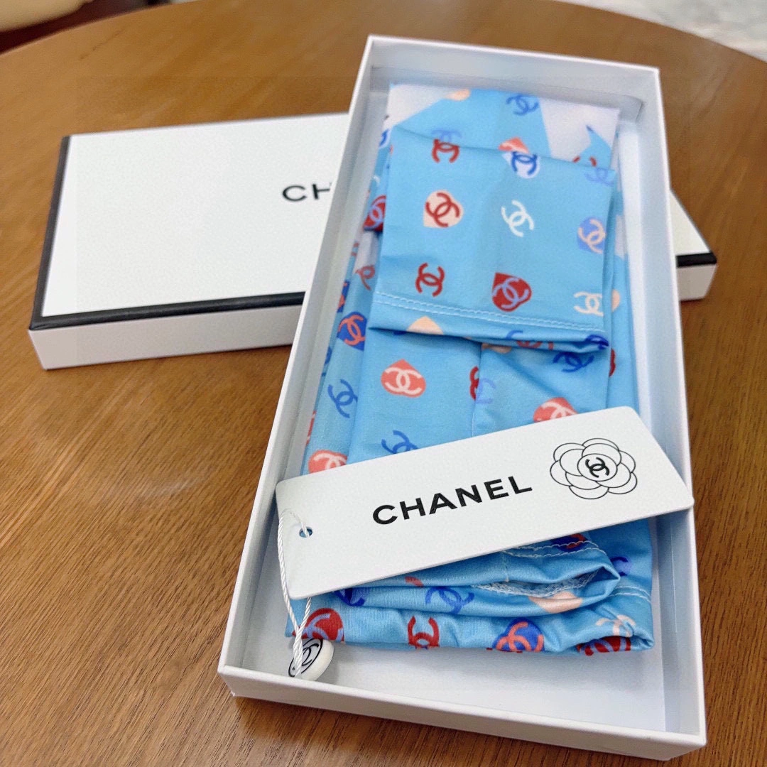 Trendsetting Chanel Ice Silk Sleeves 264952