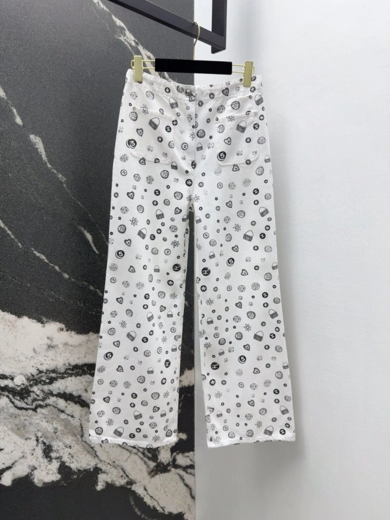 Chanel Jeans Practical 108961