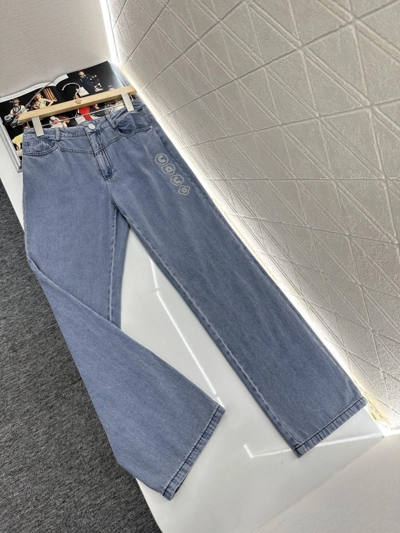 Lightweight Chanel Jeans 108981