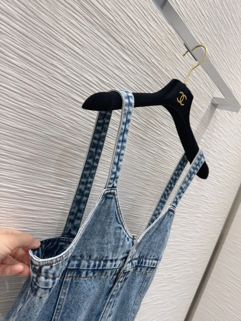 Cozy Chanel Jeans 108962