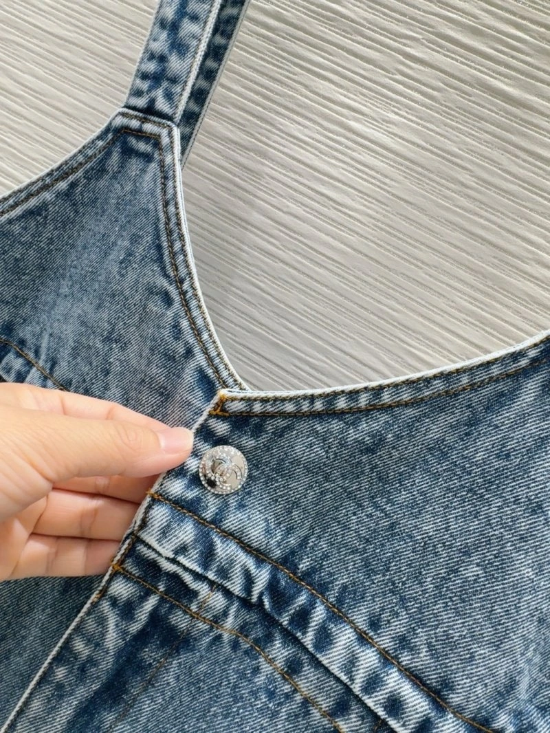 Cozy Chanel Jeans 108962