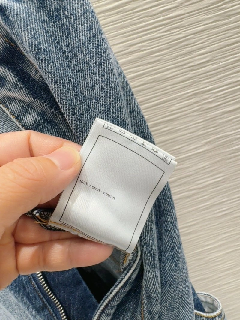 Cozy Chanel Jeans 108962