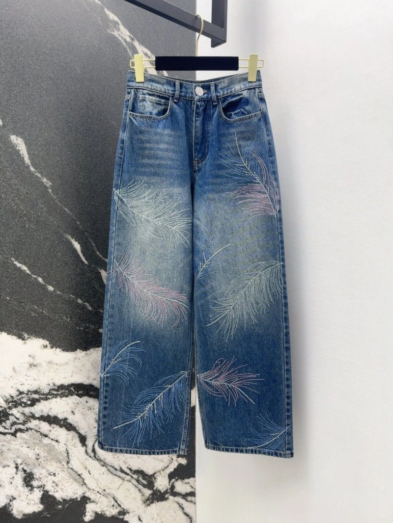 Sustainable Chanel Jeans 108933