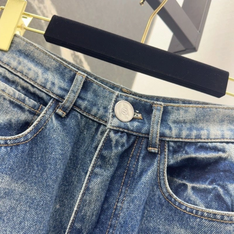 Sustainable Chanel Jeans 108933