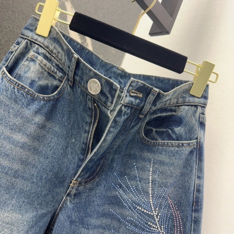 Sustainable Chanel Jeans 108933