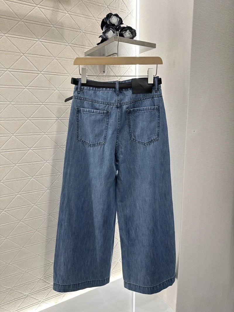 Chanel Jeans Sophisticated 108944