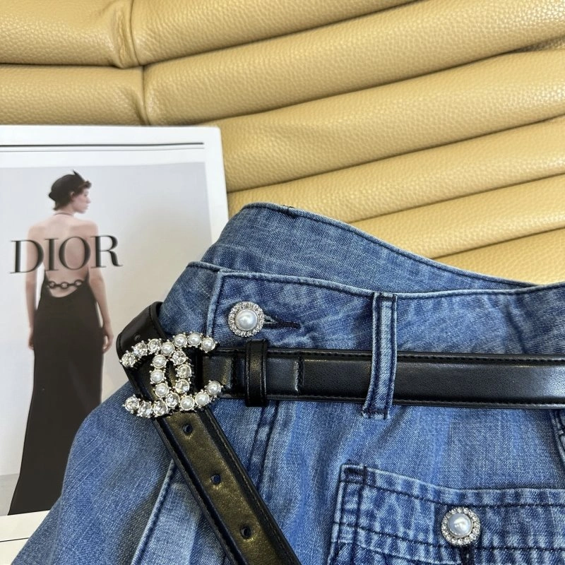 OnTrend Chanel Jeans 108942