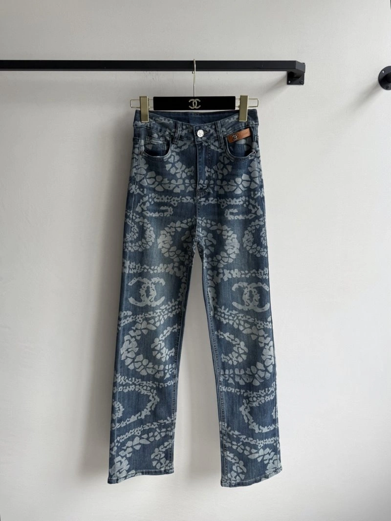 UrbanChic Chanel Jeans 108936