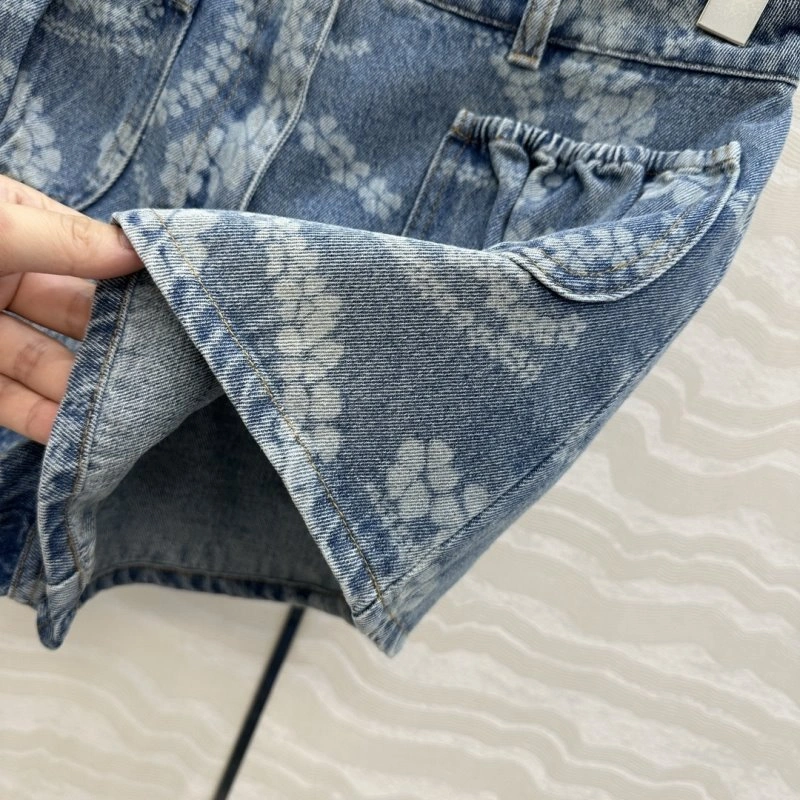 Modern Chanel Jeans 110661