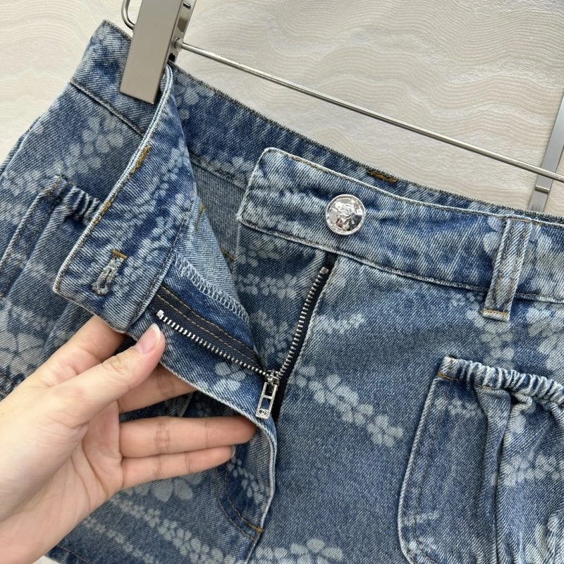 Modern Chanel Jeans 110661