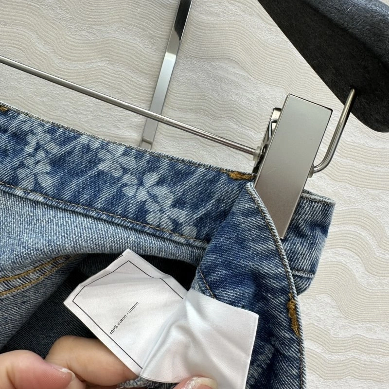 Modern Chanel Jeans 110661