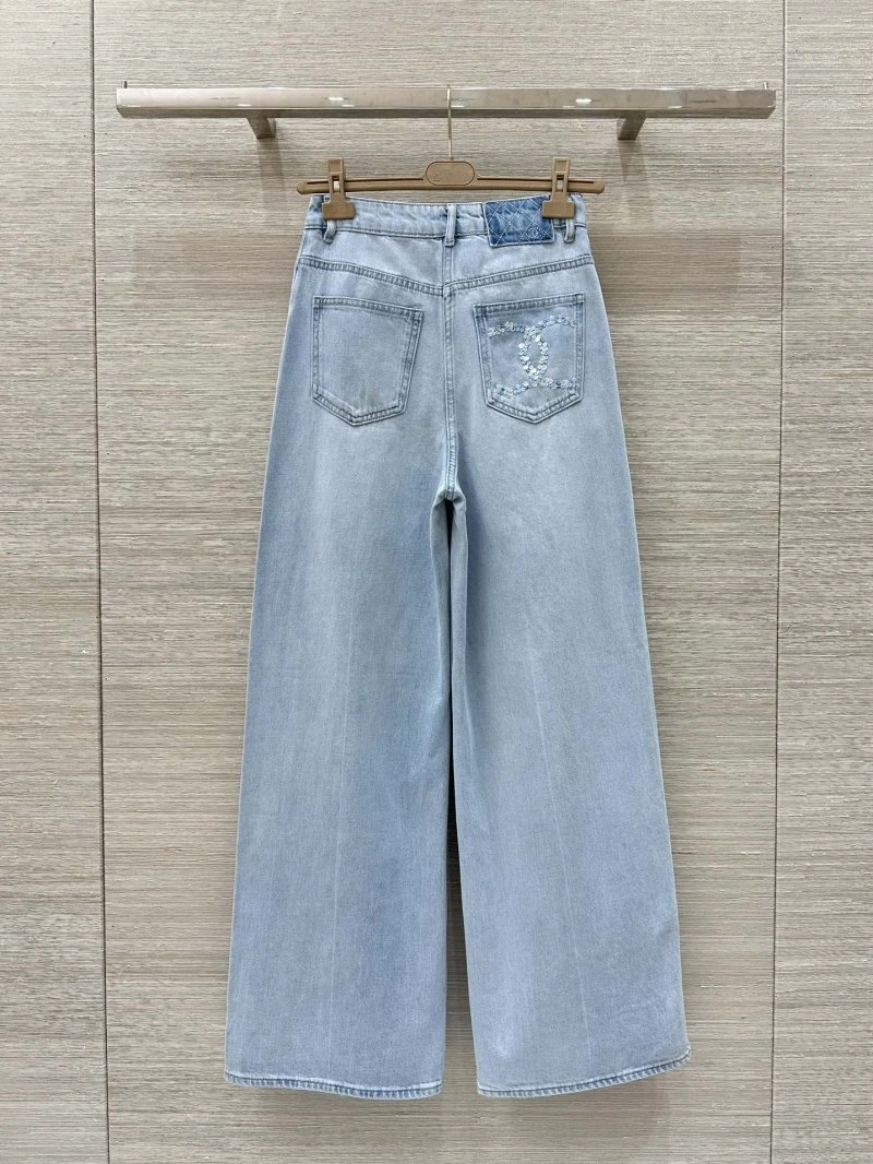 Neat Chanel Jeans 110663