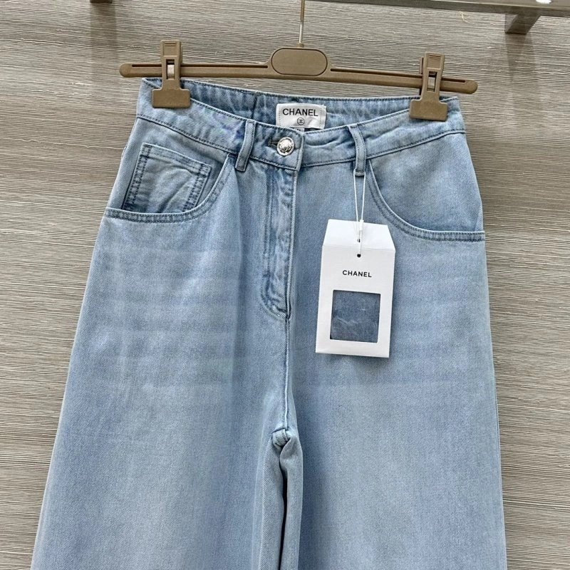 Neat Chanel Jeans 110663