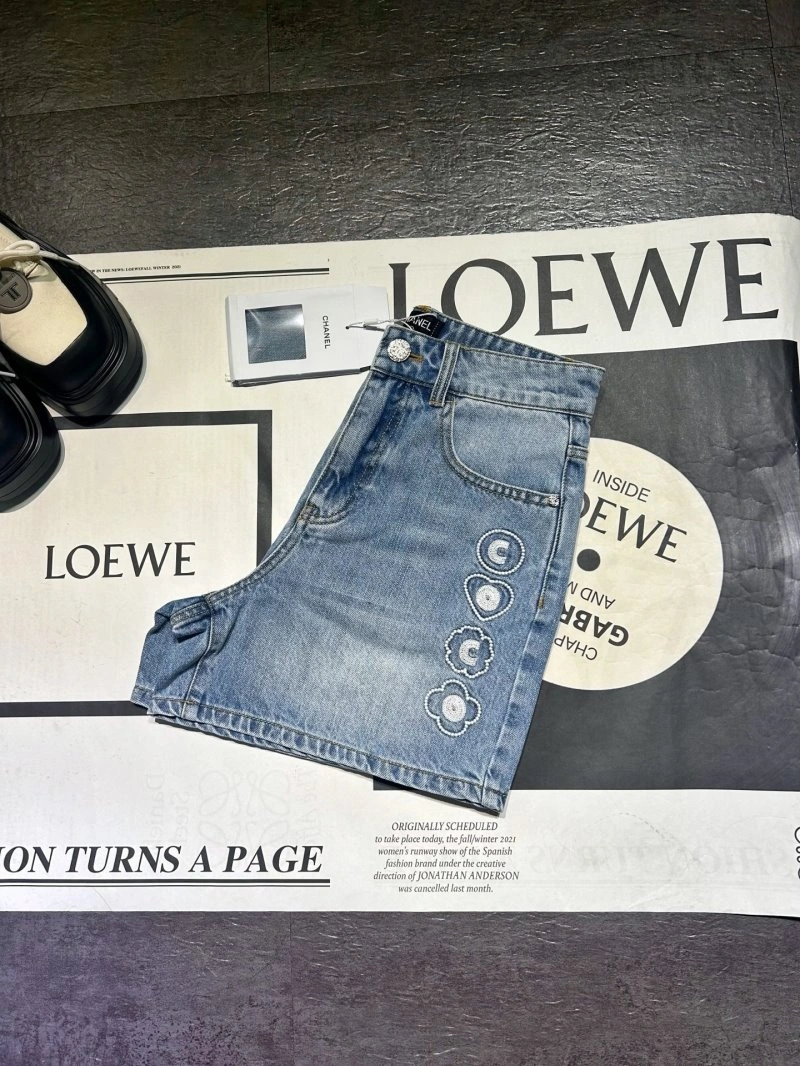 Chanel Jeans Classic 110654