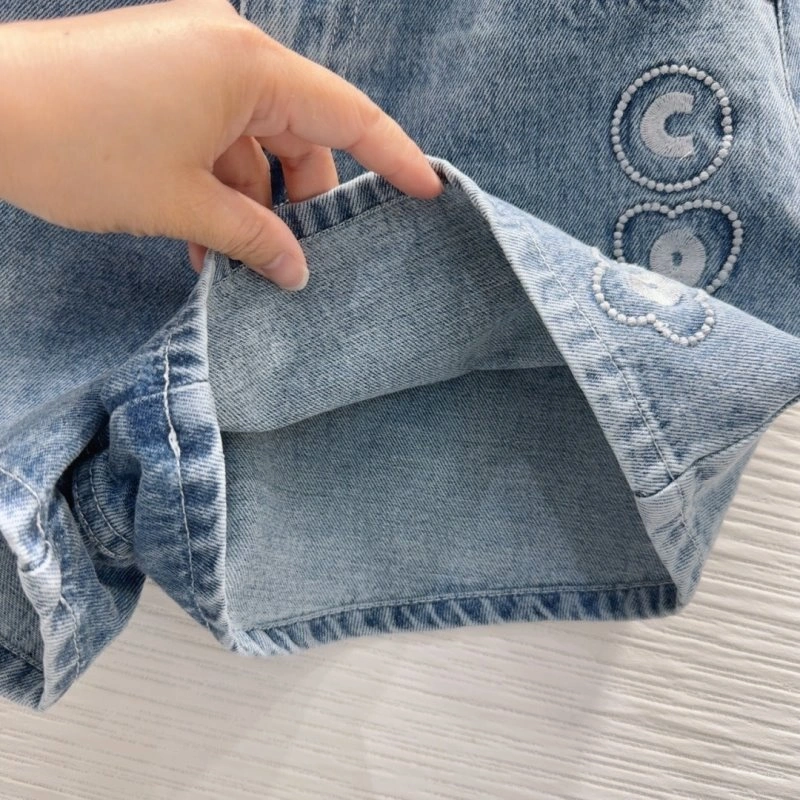 SmoothTexture Chanel Jeans 110683