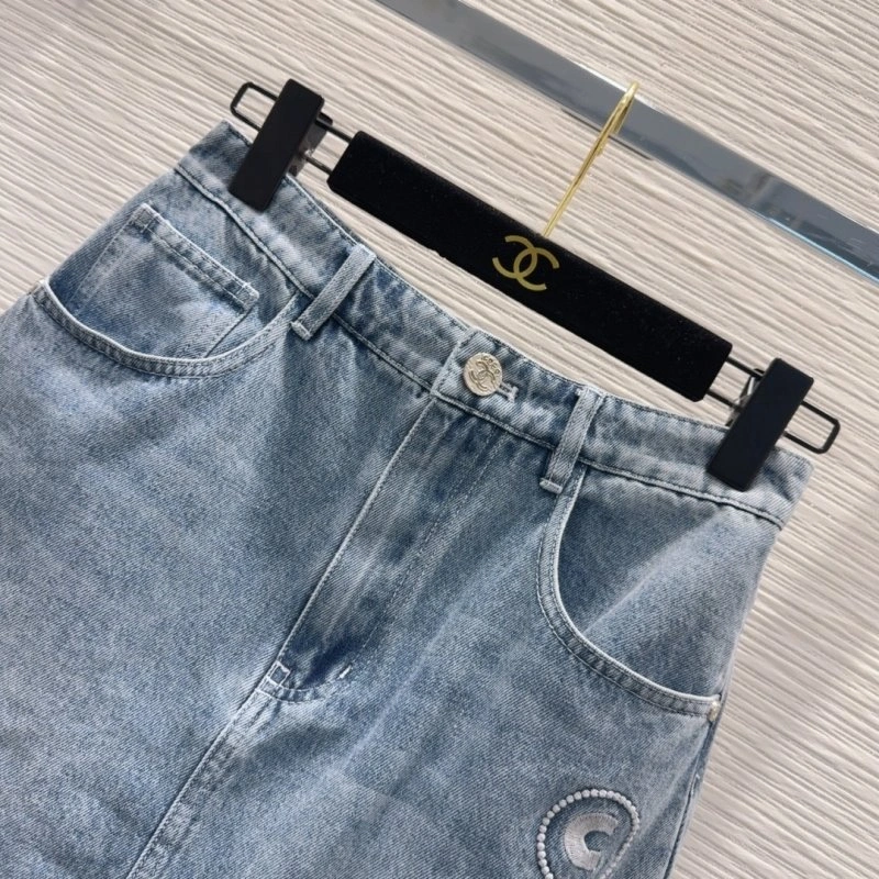 Practical Chanel Jeans 110653