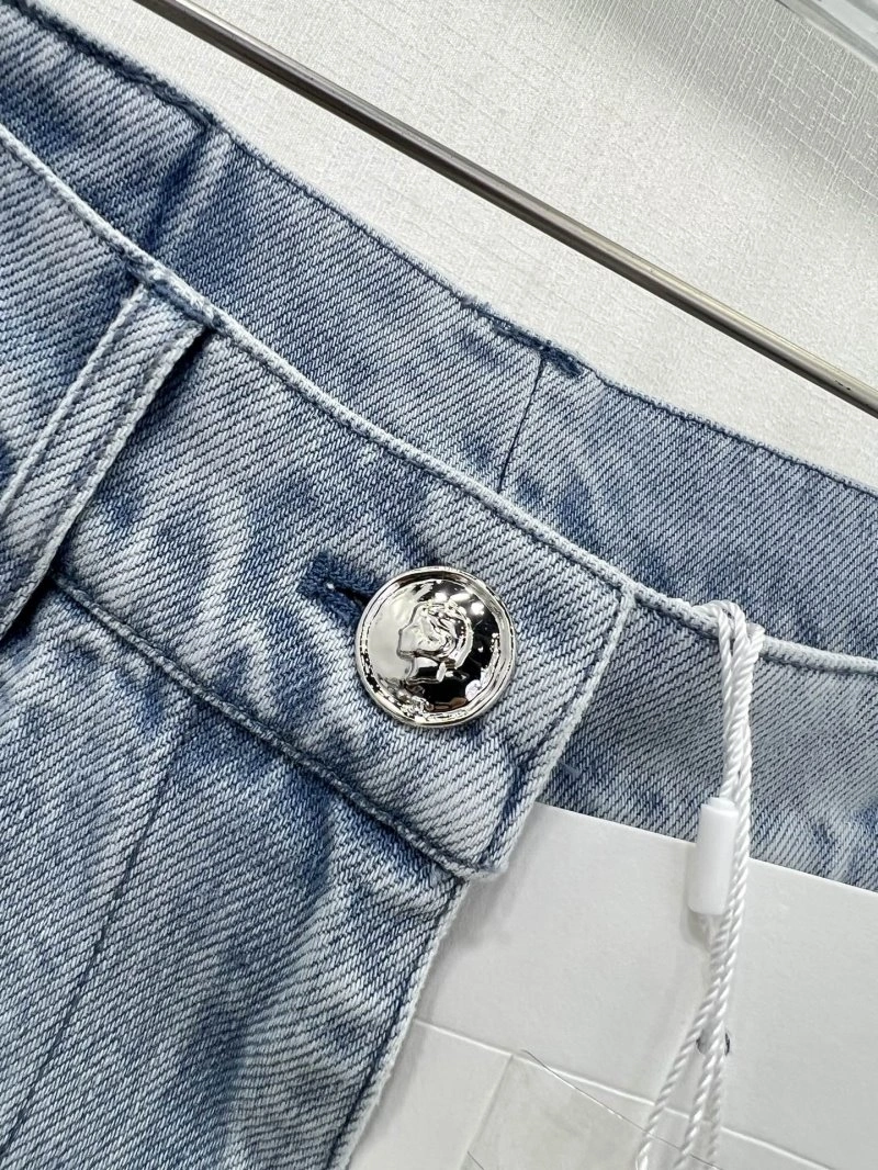 DailyWear Chanel Jeans 110672