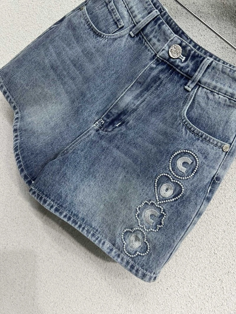 ModernLook Chanel Jeans 110660