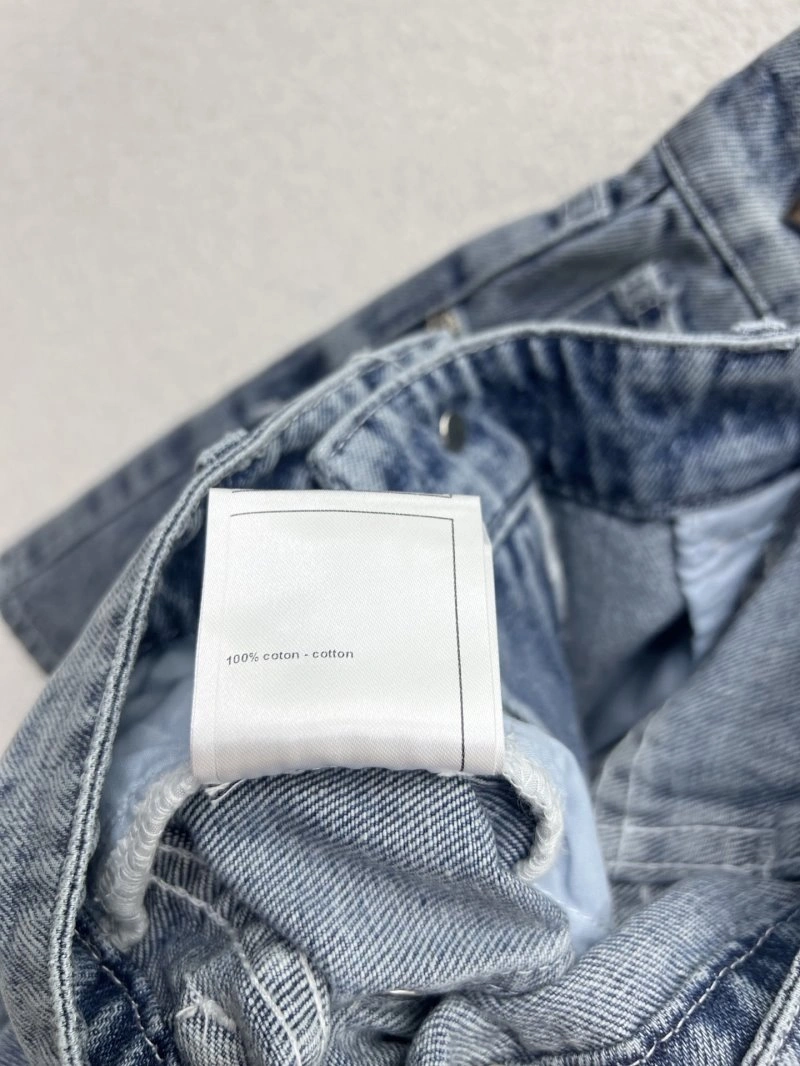 ModernLook Chanel Jeans 110660