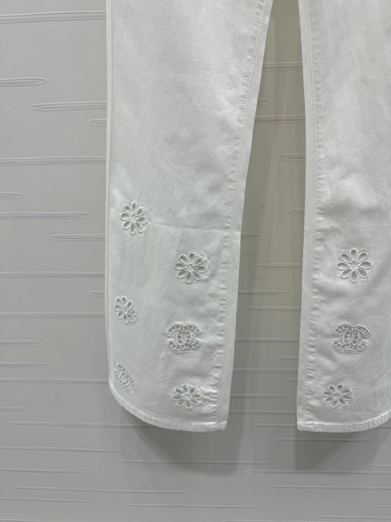 SoftTouch Chanel Jeans 110649