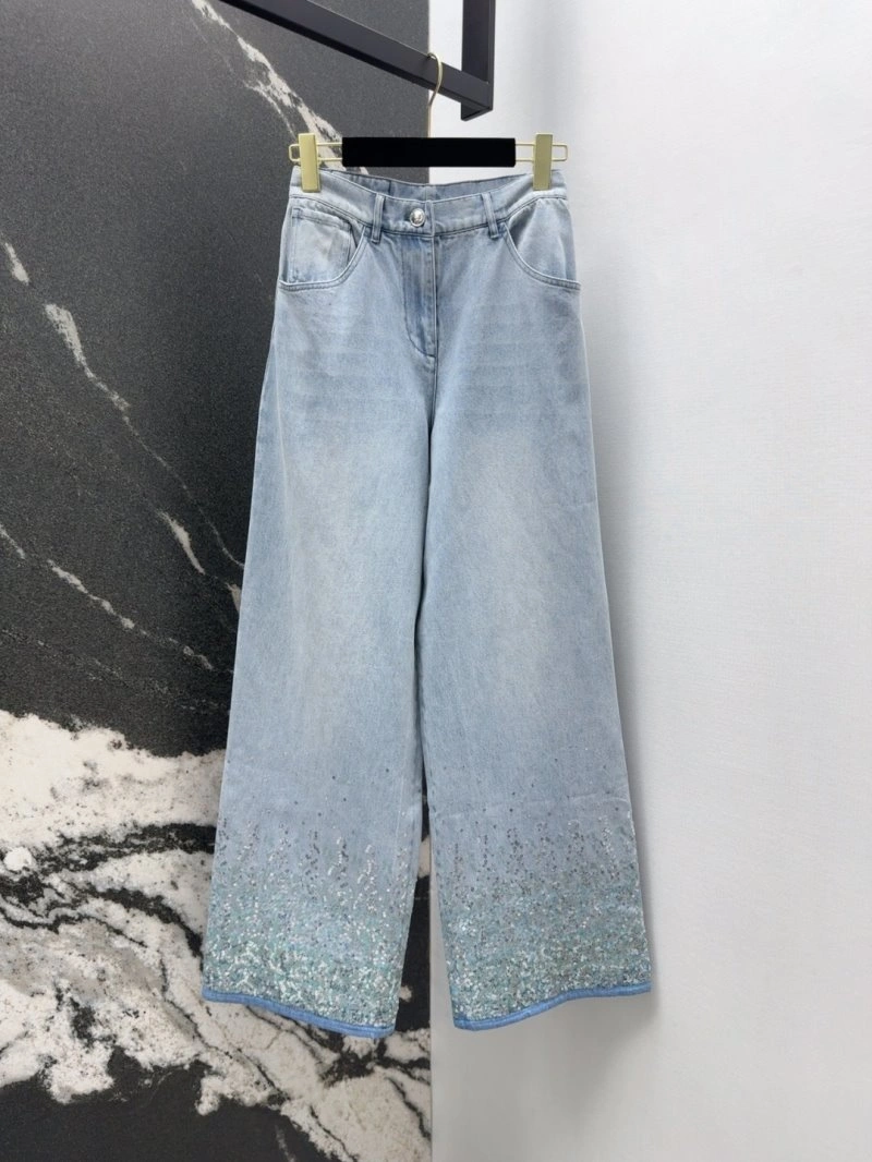 Sophisticated Chanel Jeans 110626