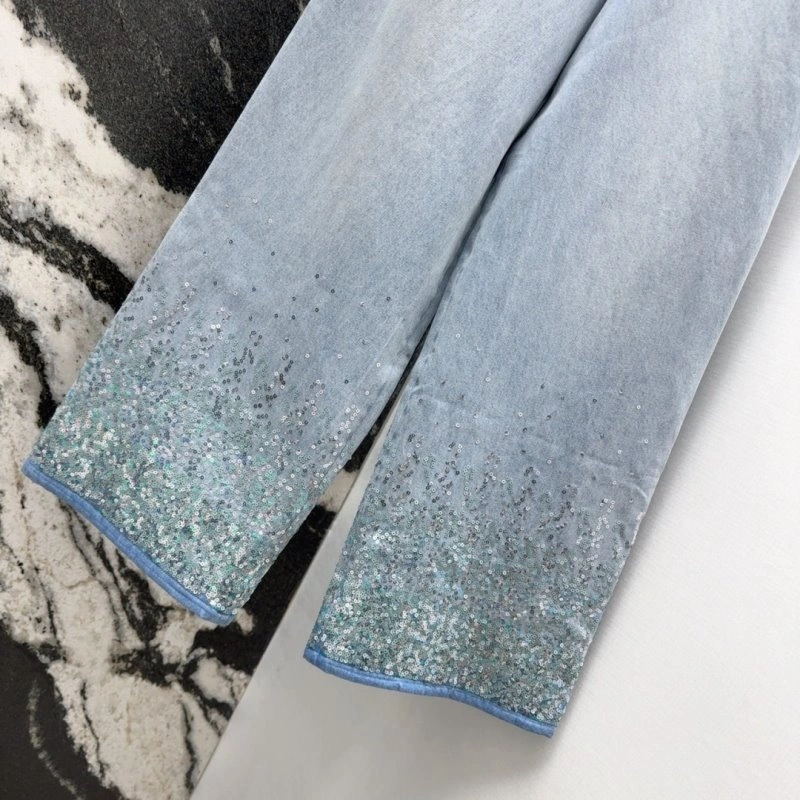 Sophisticated Chanel Jeans 110626