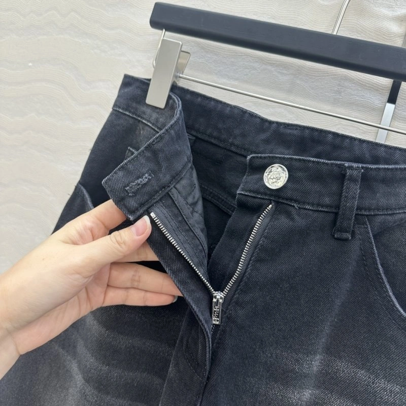 Chanel Jeans EyeCatching 110636