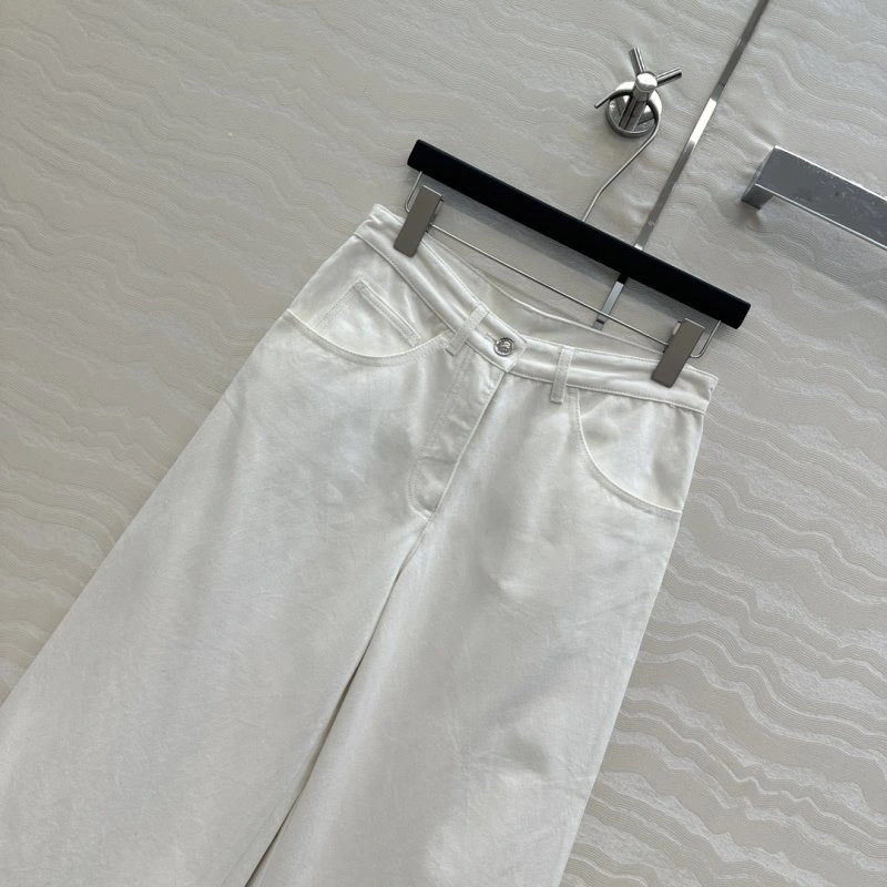 Chanel Jeans Sporty 110639