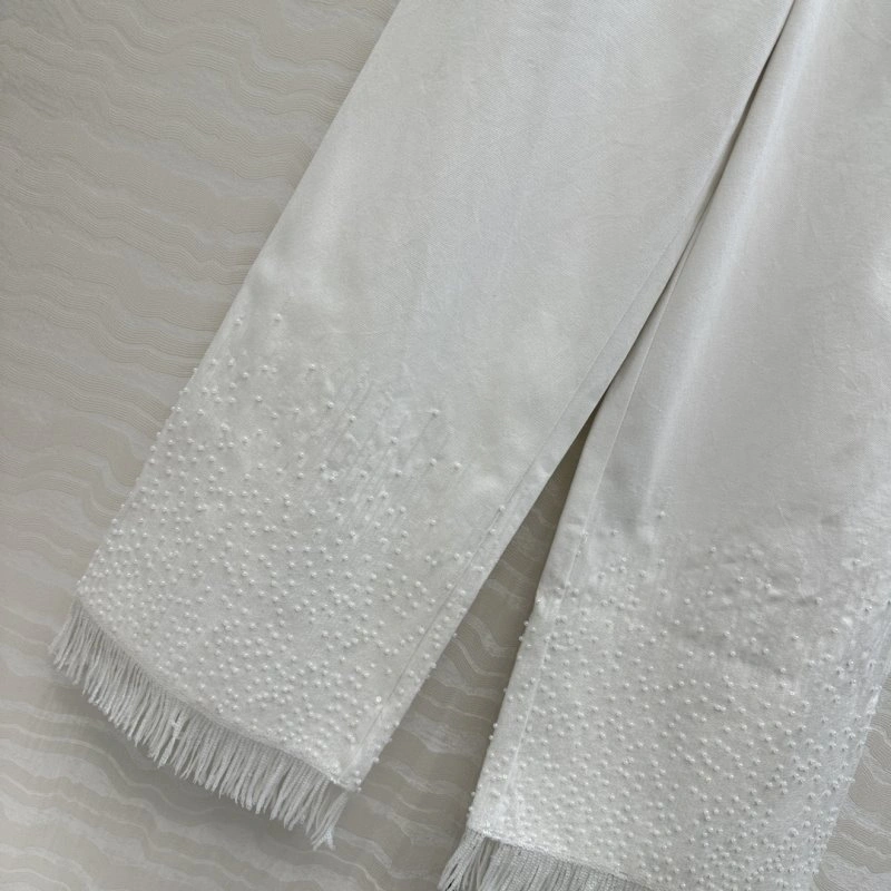 Chanel Jeans Sporty 110639