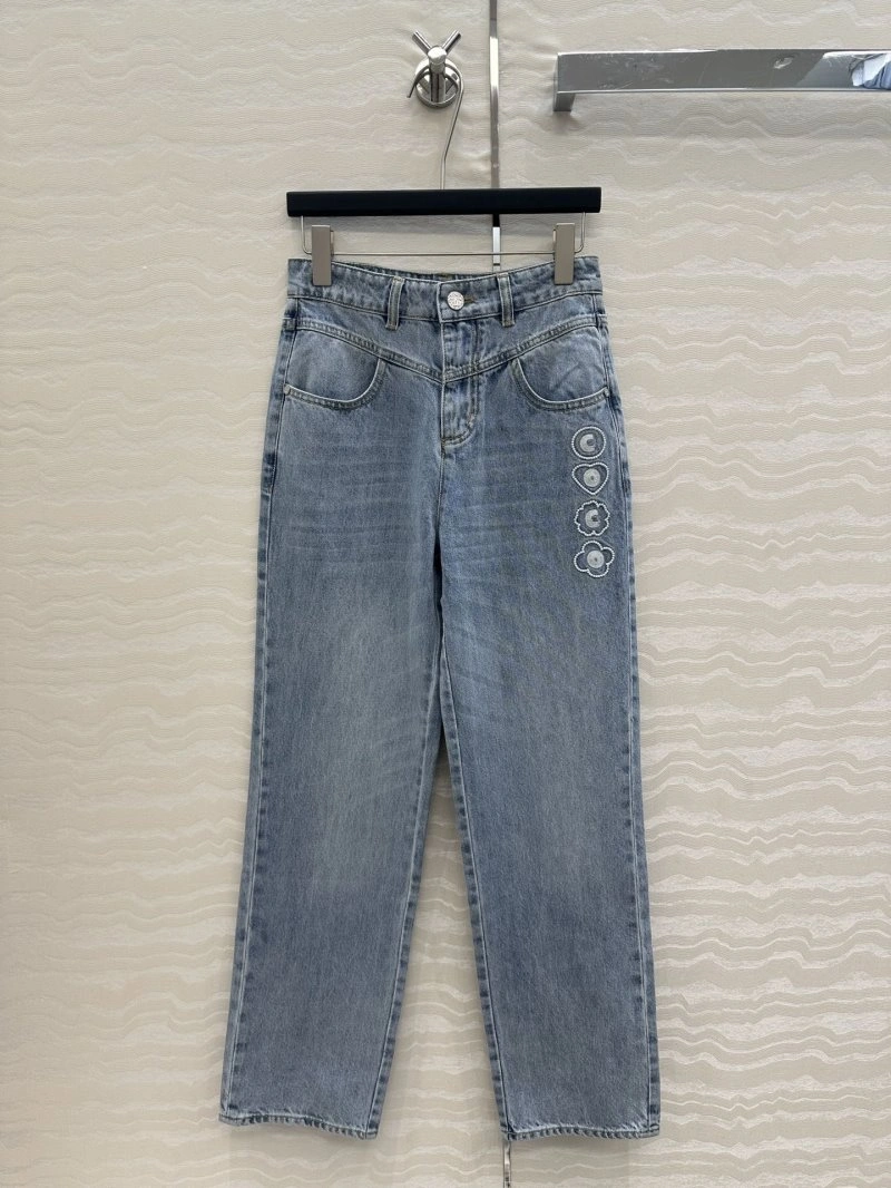 Neat Chanel Jeans 110641