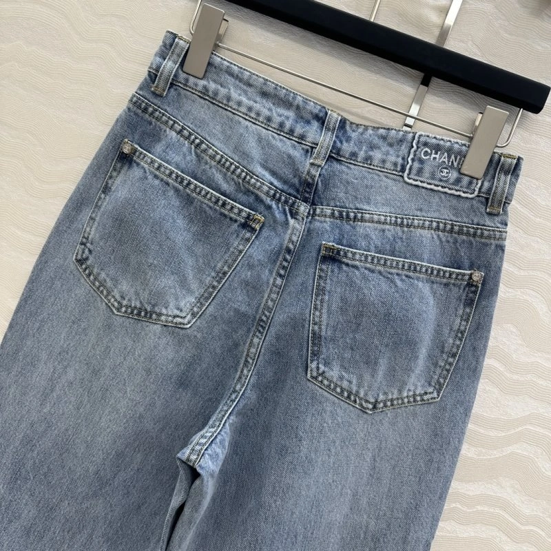 Neat Chanel Jeans 110641