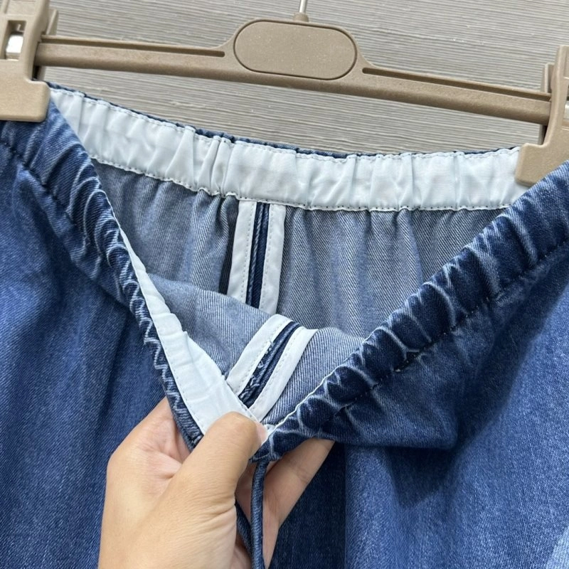 Chanel Jeans Affordable 110637