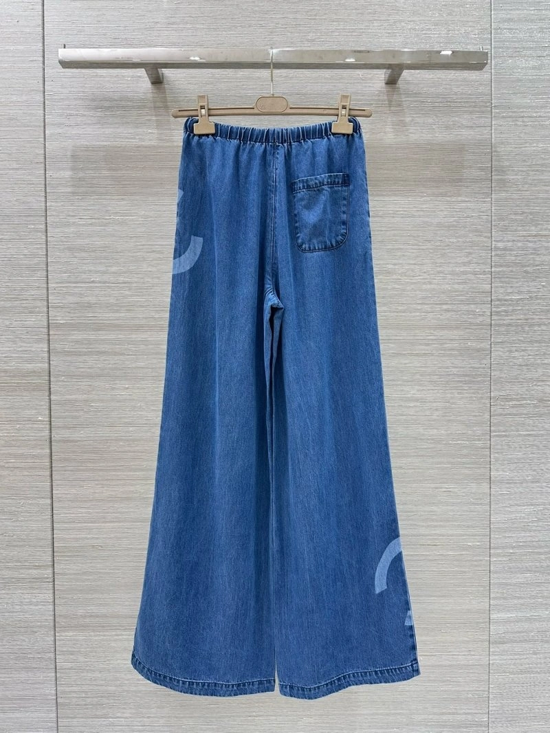 Chanel Jeans Affordable 110637