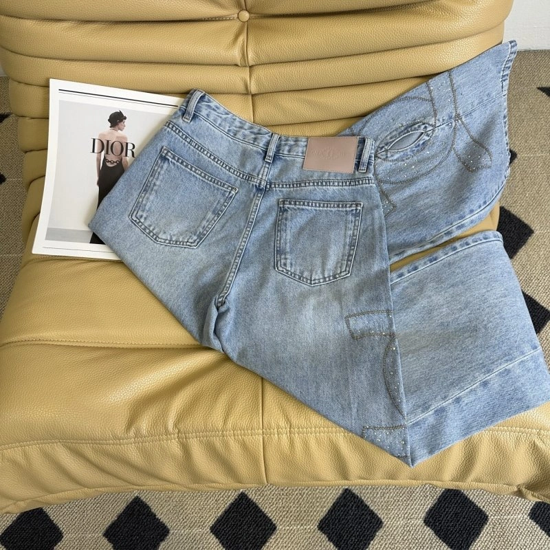 Flexible Chanel Jeans 110617