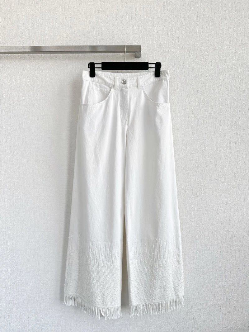 Chanel Jeans Sleek 110627