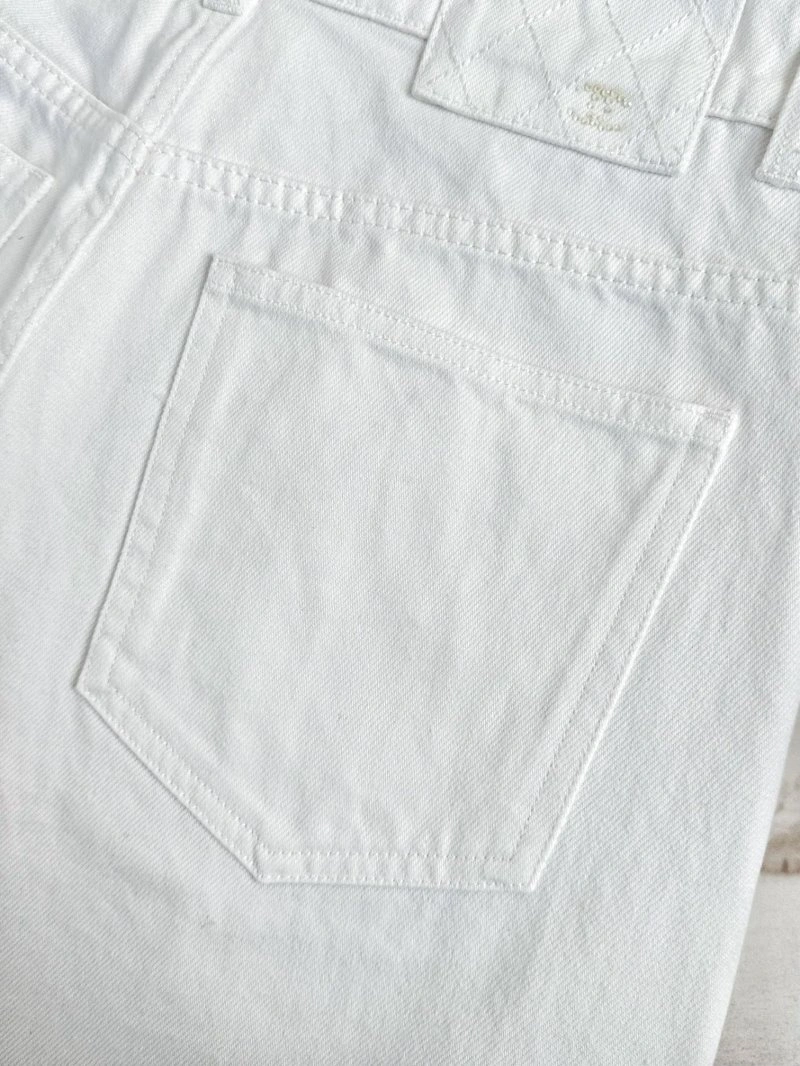 Chanel Jeans Sleek 110627