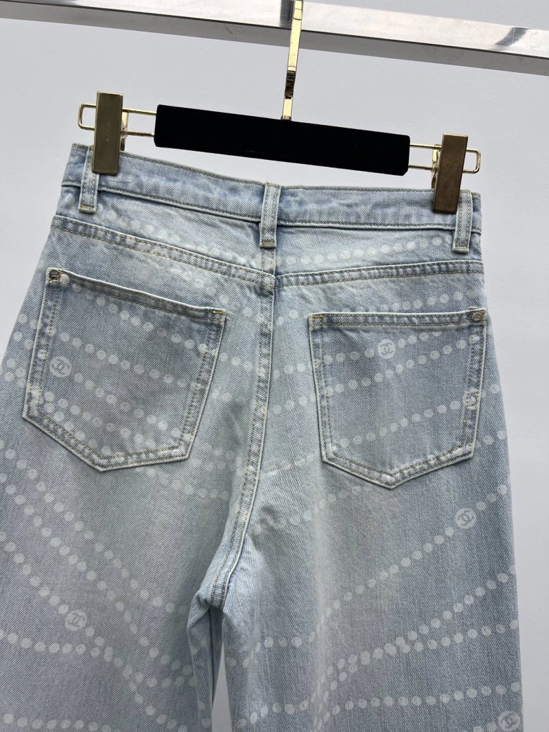 Chanel Jeans TravelReady 110620