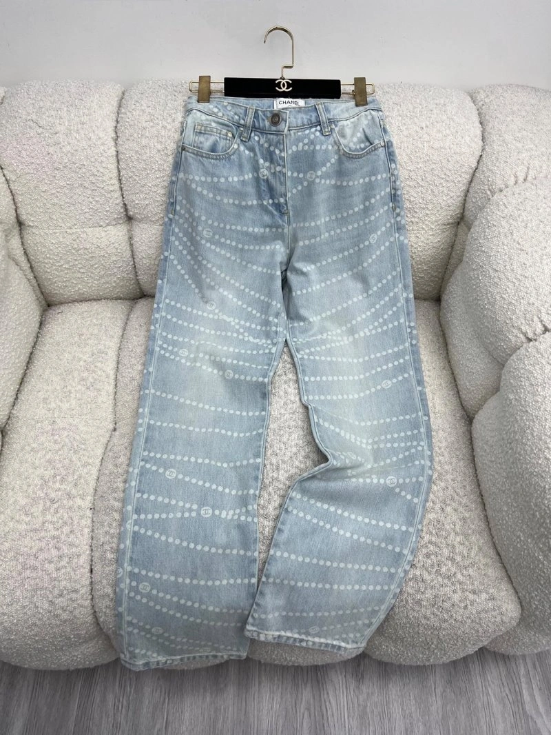 Chanel Jeans TravelReady 110620
