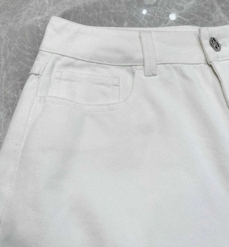 Chanel Jeans Sporty 110643