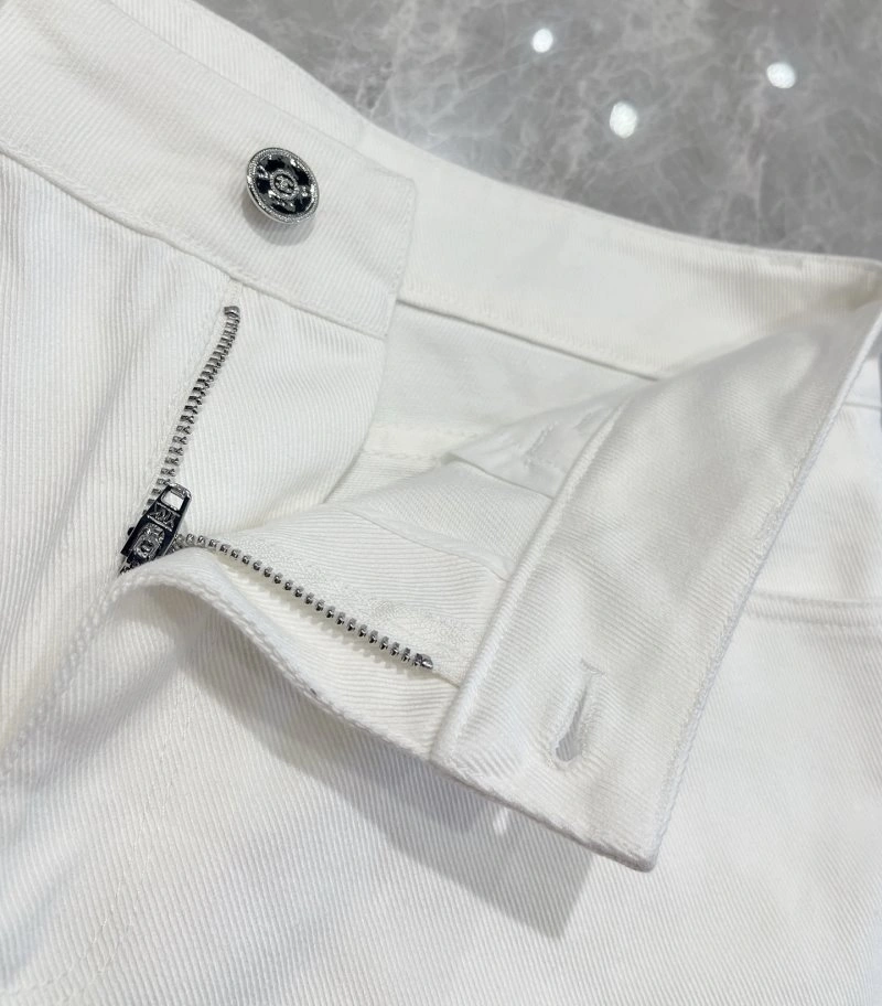 Chanel Jeans Sporty 110643