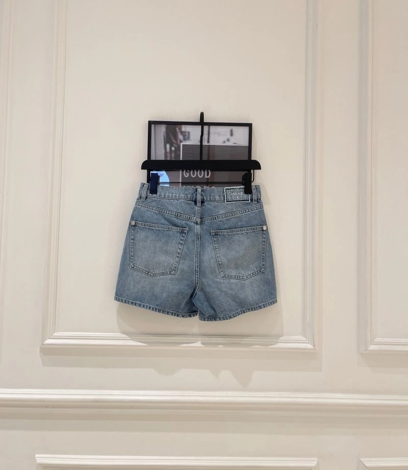 Chanel Jeans Comfortable 110625