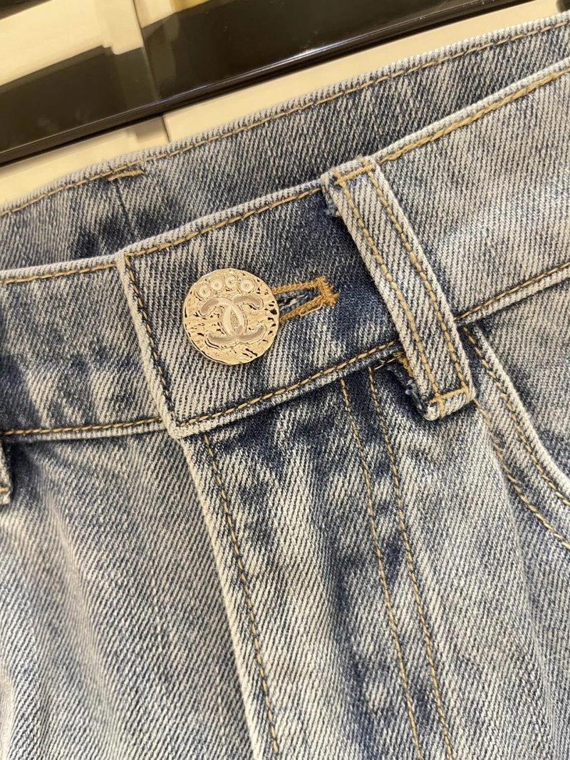 Chanel Jeans Comfortable 110625